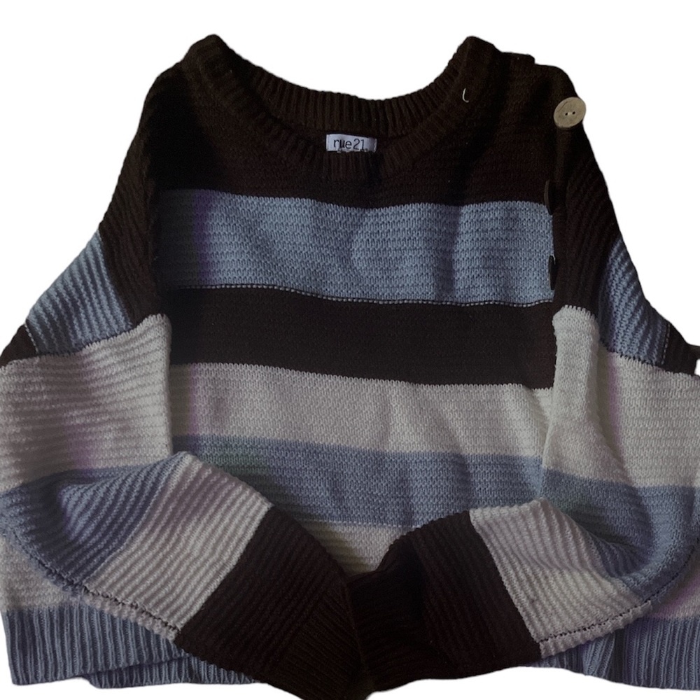 Rue 21 Large cropped sweater with button styled sleeves